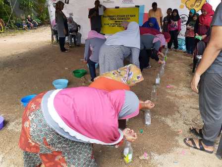 6aa313e7-e80c-4aab-8f6a-f6fab0b261c0